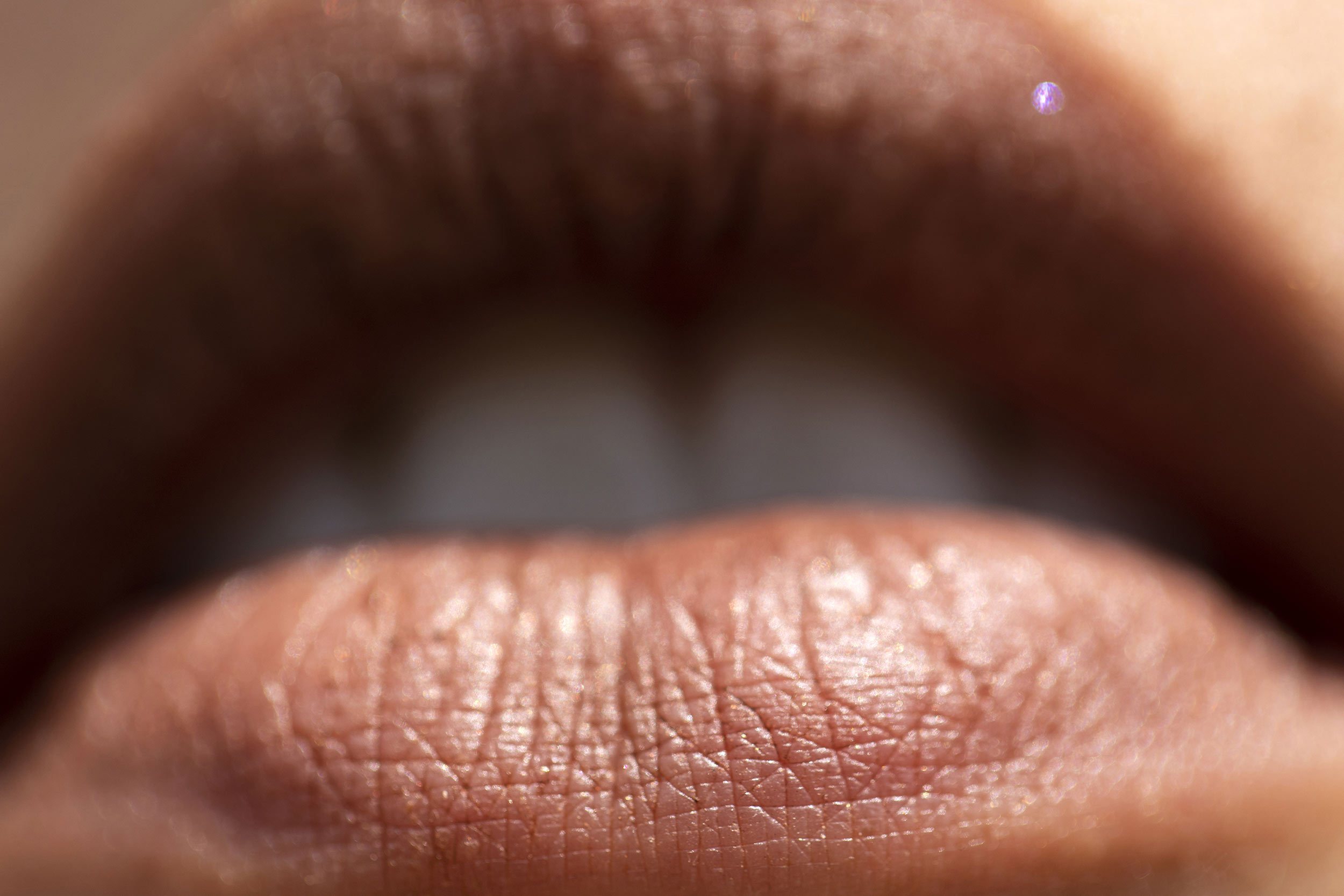 Woman with curly hair close up Beauty Citizen