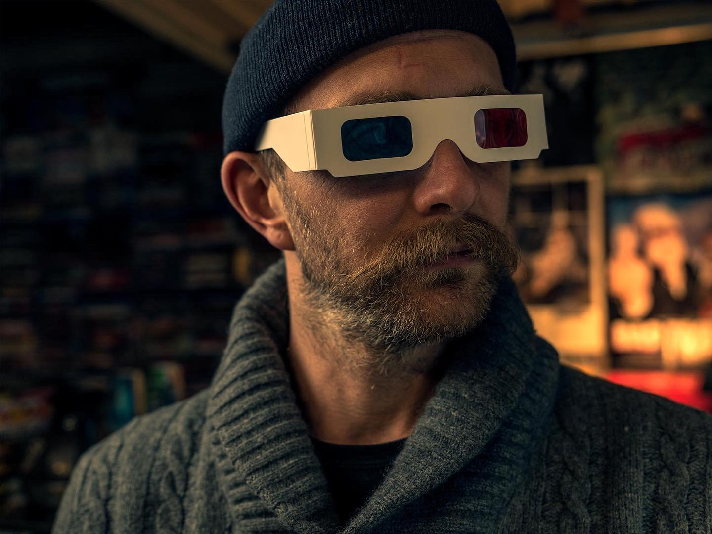 Dean_Mackenzie_IDC_portrait_of_man_with_3D_glasses_optimized